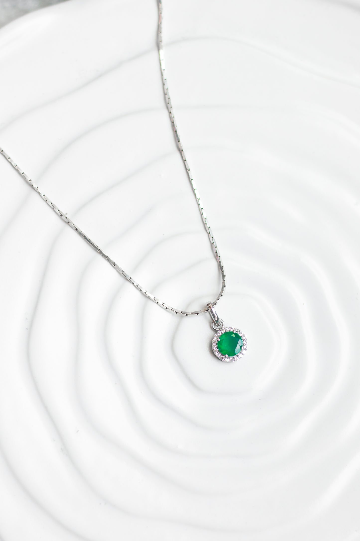 Green Onyx Halo Pendant