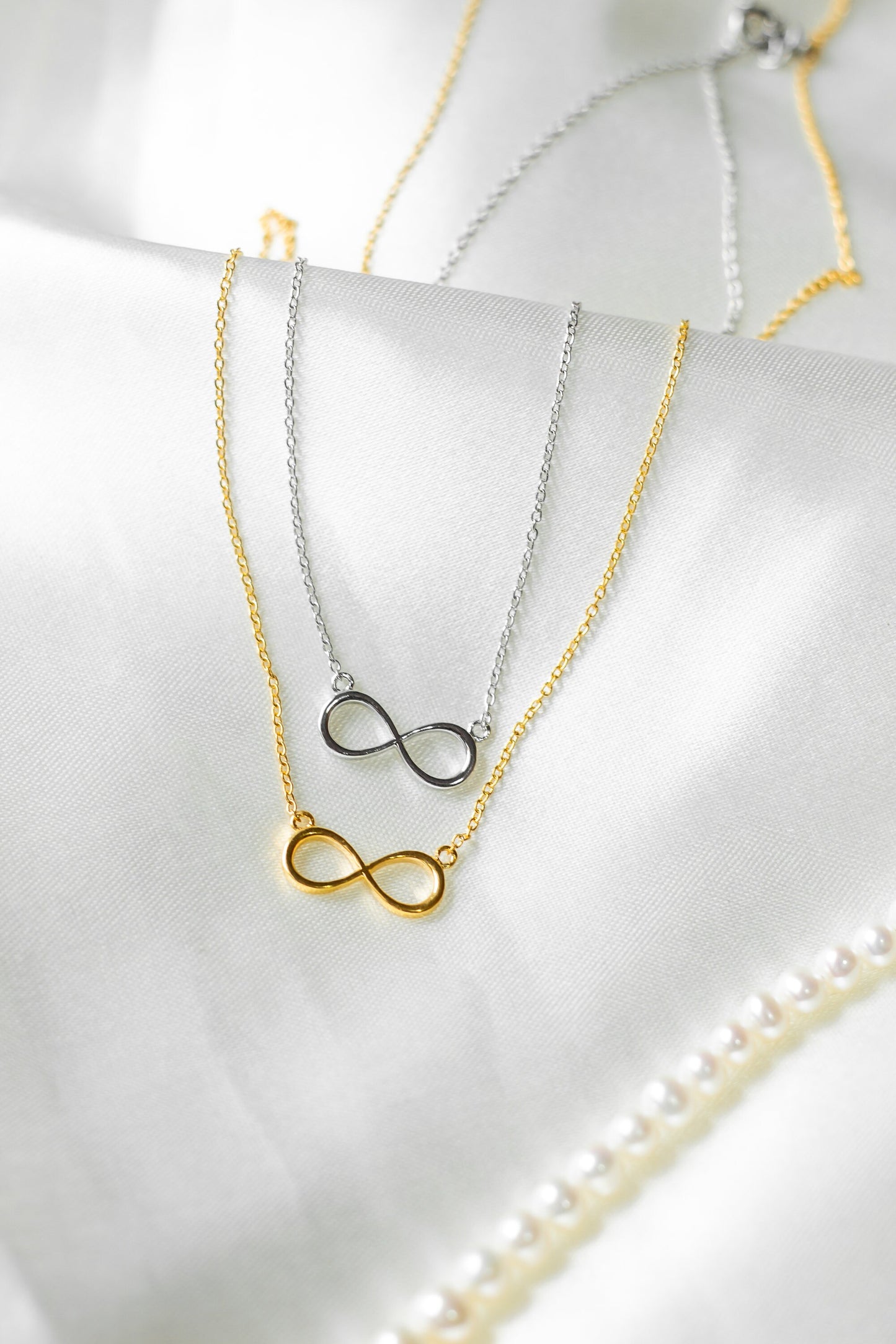 Dainty Silver Infinity Necklace